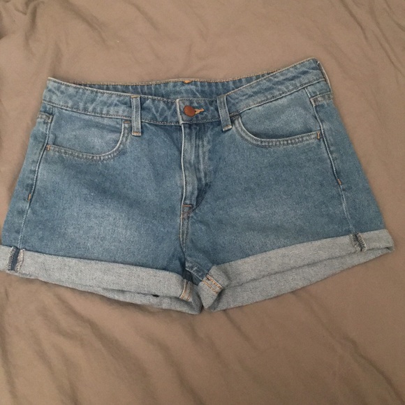 H&M Pants - Jean Shorts